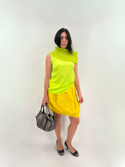 a line mid-length skirt